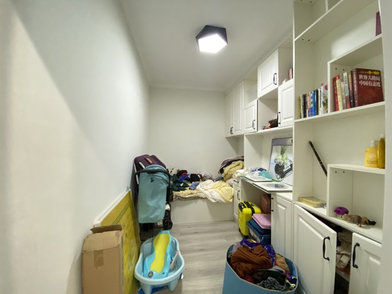 4室2廳2陽臺 保利璽樾璽公館臥室