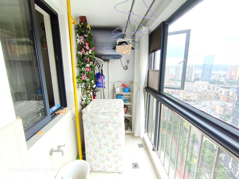 1室2廳1陽(yáng)臺(tái) 金尚俊園一期陽(yáng)臺(tái)