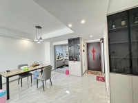 4室2廳1陽臺(tái) 保利璽樾璽公館餐廳