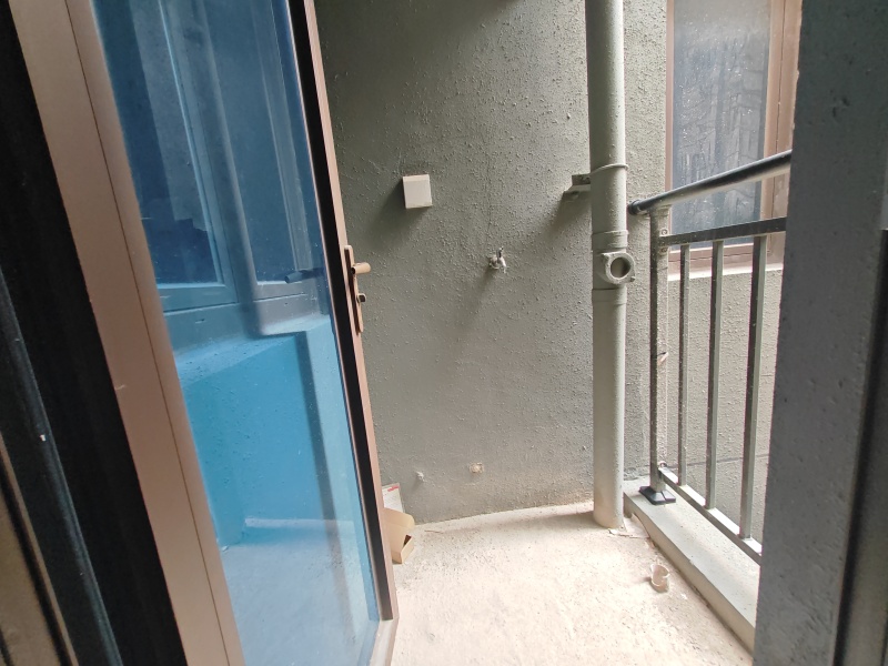 3室2廳1陽臺 碧桂園龍騰世家一期陽臺