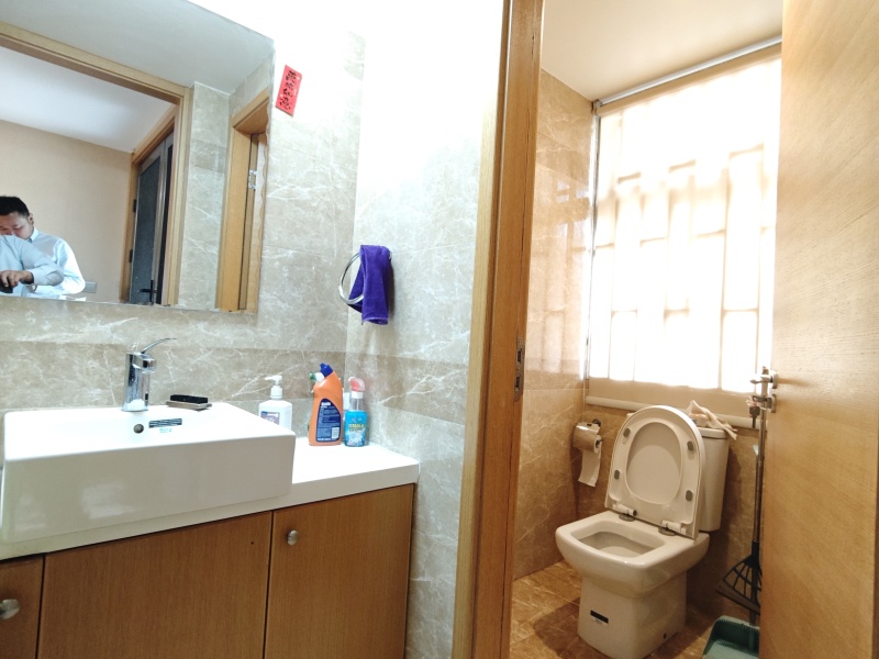 5室2廳3陽臺(tái) 同德極少墅別墅衛(wèi)生間