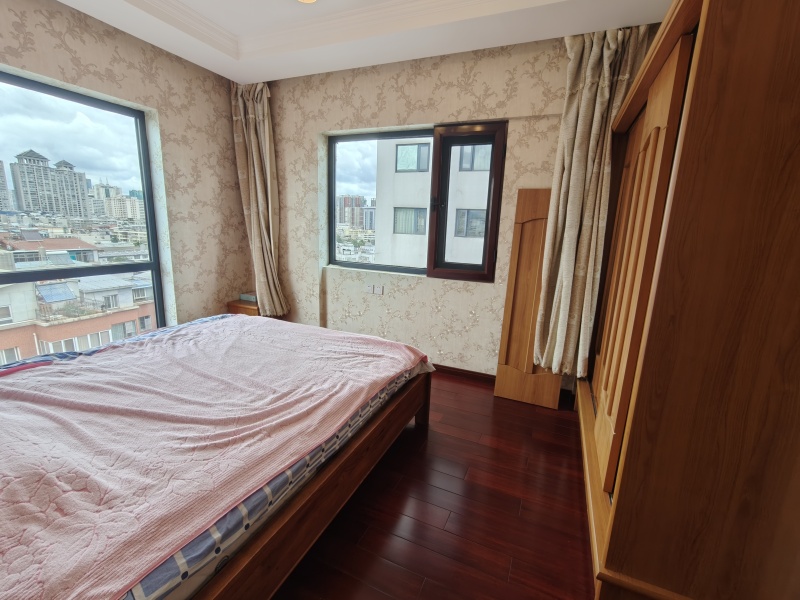 2室2廳1陽臺 錦尚華庭臥室