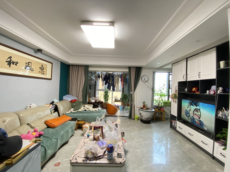 4室2廳2陽臺 保利璽樾璽公館客廳