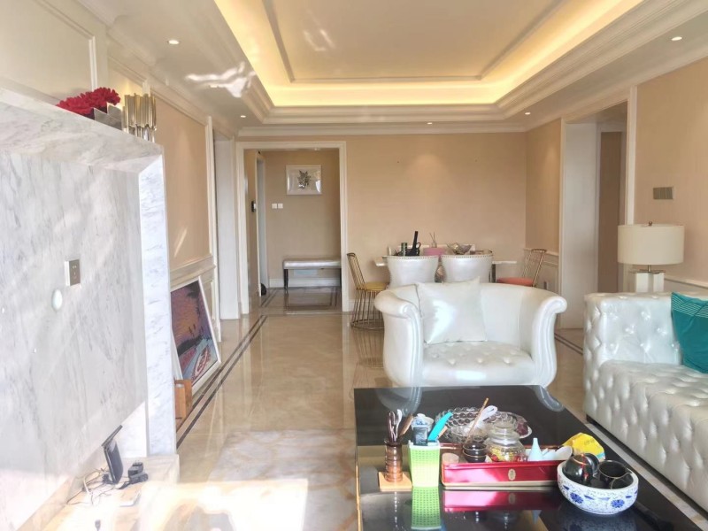 3室2廳 濱江俊園香儂組團(tuán)客廳