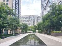 2室2廳 俊發(fā)逸天峰公寓自家花園