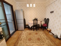 2室2廳1陽臺 錦尚華庭餐廳