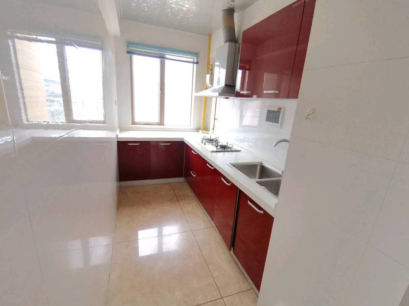 2室2廳1陽(yáng)臺(tái) 同德昆明廣場(chǎng)上北區(qū)廚房