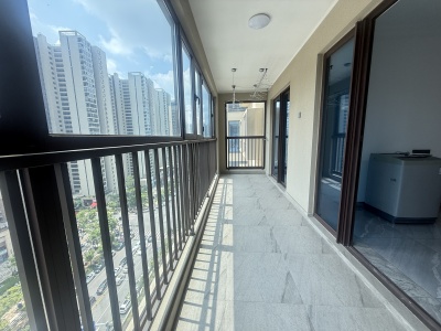 3室2廳1陽臺(tái) 碧桂園北城映象雨水苑