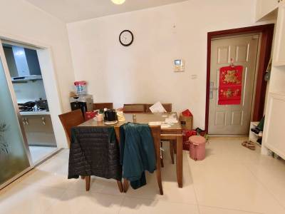 3室2廳1陽臺 假日城市