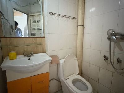 2室1廳1陽(yáng)臺(tái) 西華小區(qū)北區(qū)(安裝公司宿舍)(西園南路56號(hào))