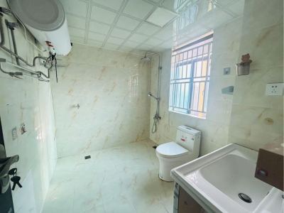 3室2廳1陽臺 金坤尚城學府里