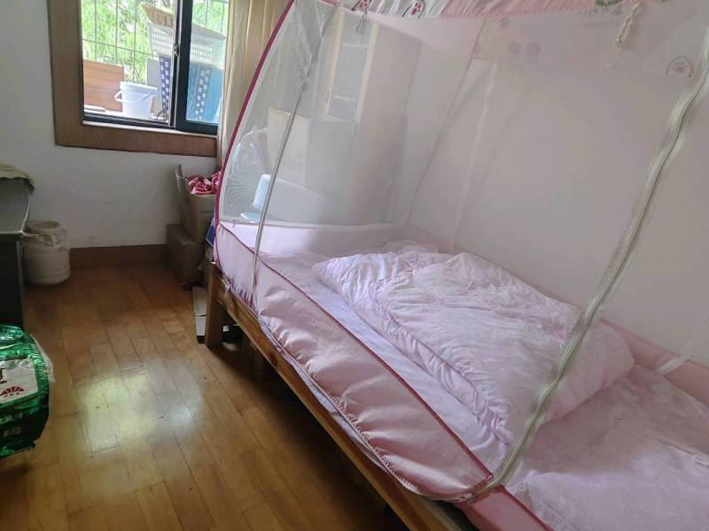 3室2廳1陽臺(tái) 西華小區(qū)春怡里臥室