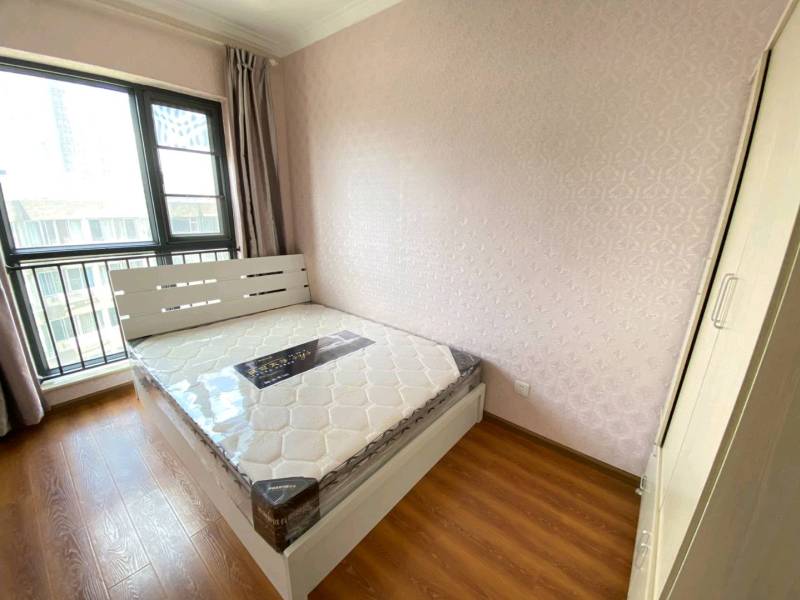 2室2廳1陽臺 俊發(fā)逸天峰臥室