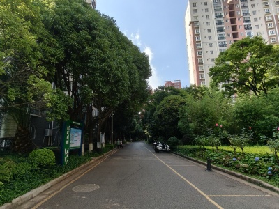 3室1廳1陽(yáng)臺(tái) 東泰花園一區(qū)