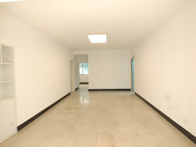 3室2廳 梁源小區(qū)三期