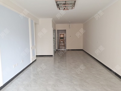 3室2廳2陽(yáng)臺(tái) 海倫堡中央廣場(chǎng)