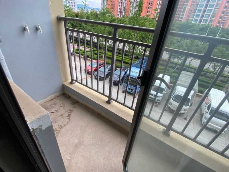 4室2廳2陽臺(tái) 萬科銀海泊岸汐望陽臺(tái)