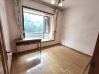 4室2廳2陽臺 酈島嘉園臥室