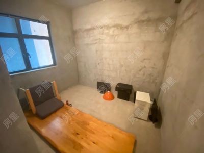 2室2廳1陽(yáng)臺(tái) 海倫堡中央廣場(chǎng)