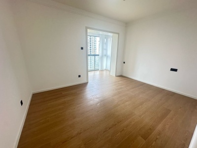 2室1廳1陽(yáng)臺(tái) 人民路壹號(hào)廣場(chǎng)(壹號(hào)歡樂(lè)城)