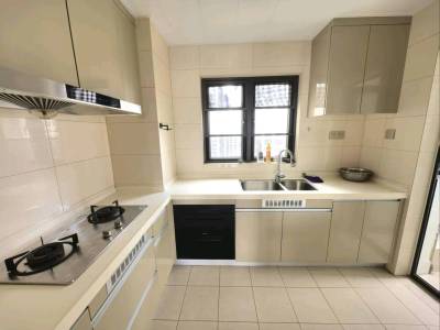 3室2廳2陽(yáng)臺(tái) 金地九樾