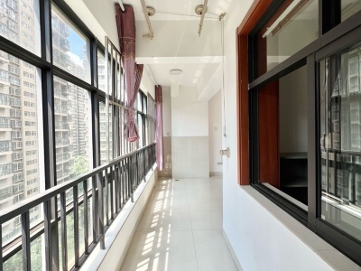 3室2廳1陽臺 春城慧谷B區(qū)