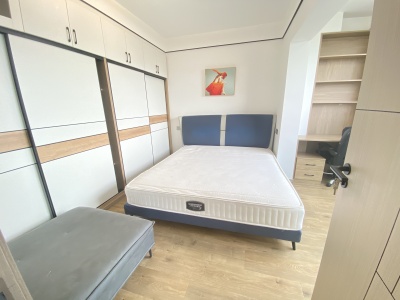 1室1廳1陽臺 楓藍(lán)國際