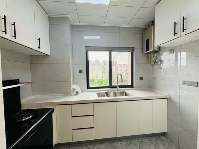 3室2廳1陽臺 萬科銀海泊岸瀾庭