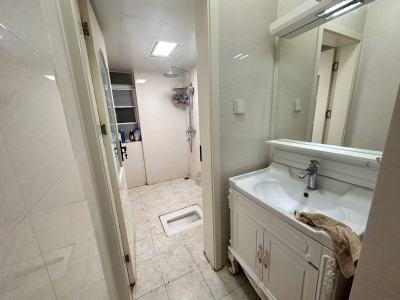 4室2廳2陽臺 省人大住宅小區(qū)