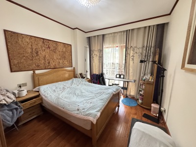 3室2廳1陽臺 滇池衛(wèi)城尚層