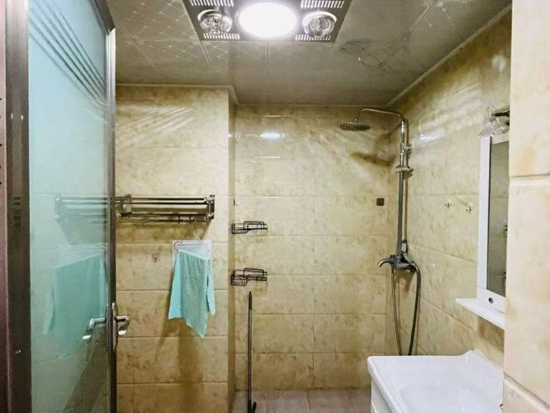 4室2廳2陽臺 金坤尚城祥和里衛(wèi)生間