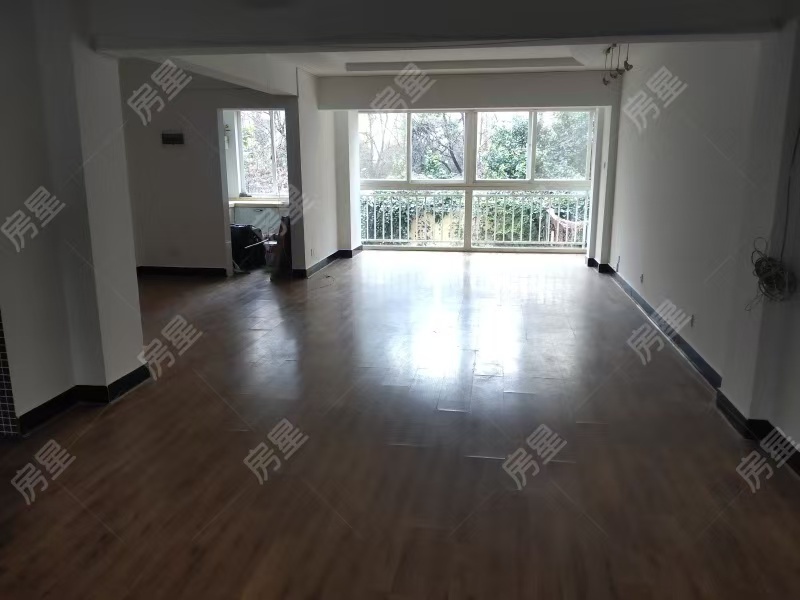 2室2廳1陽(yáng)臺(tái) 金順苑餐廳