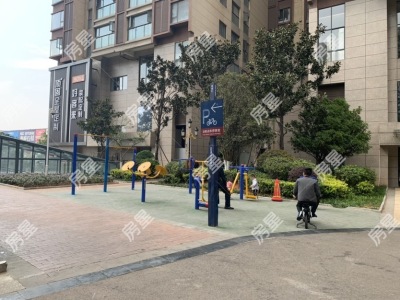 3室2廳1陽臺(tái) 新希望希望匯