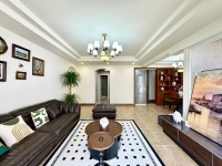 4室2廳2陽(yáng)臺(tái) 云南映象C區(qū)客廳