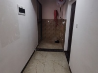 3室2廳2陽臺 潤城第三大道門廳