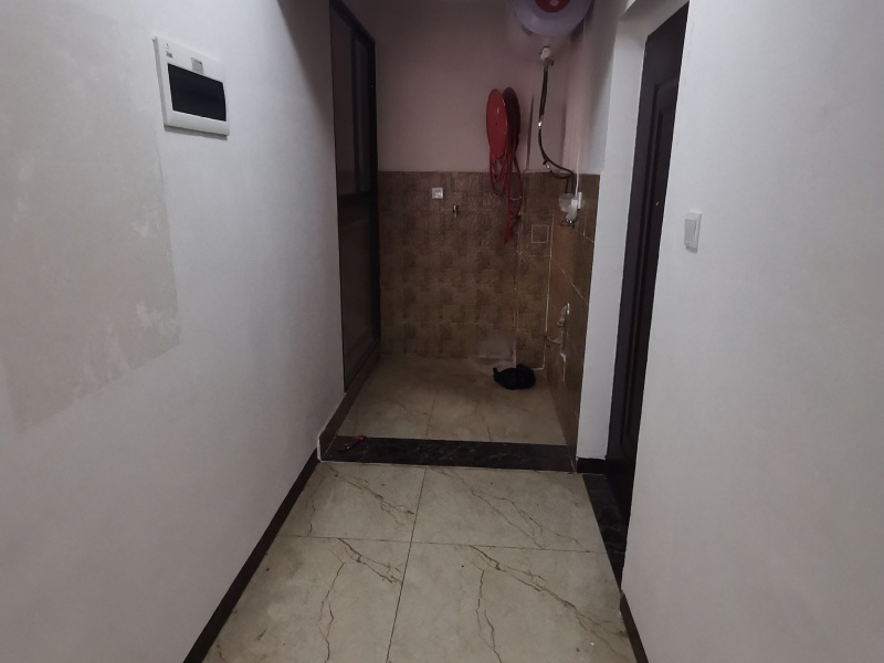 3室2廳2陽臺 潤城第三大道門廳