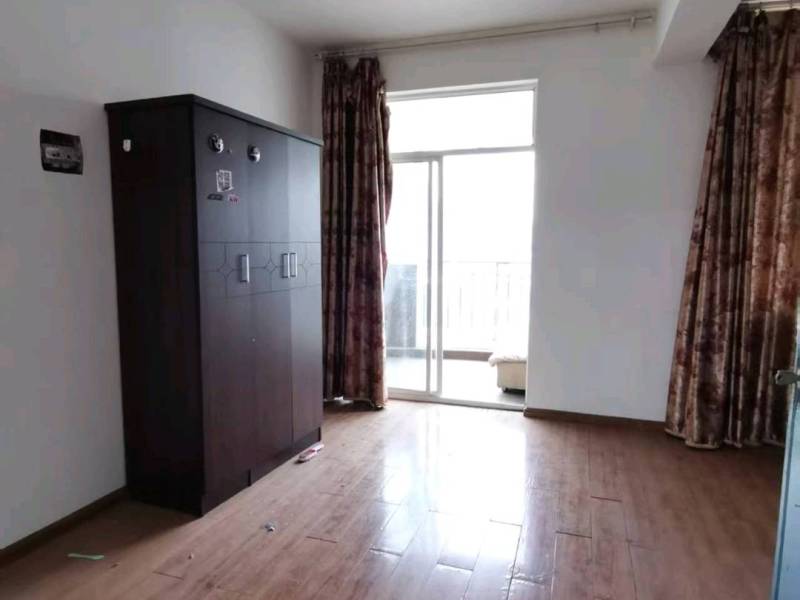 6室3廳2陽臺 夏意雅園臥室