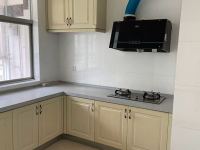 4室2廳2陽(yáng)臺(tái) 幸?；▓@廚房