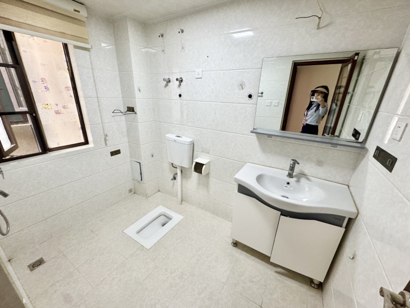 5室2廳2陽臺 實力玖如堂一期衛(wèi)生間