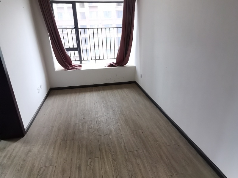 3室2廳2陽臺 潤城第三大道臥室