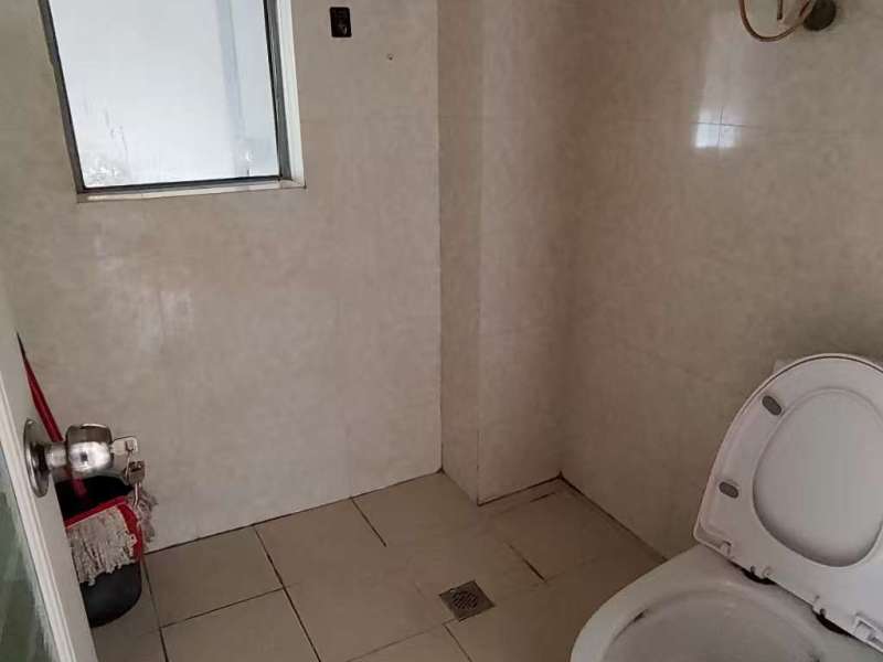 1室1廳1陽臺 經(jīng)典雙城一期衛(wèi)生間