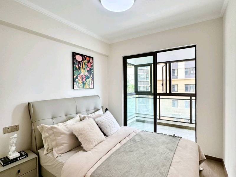 3室2廳1陽(yáng)臺(tái) 中交碧桂園映象美廬一期臥室