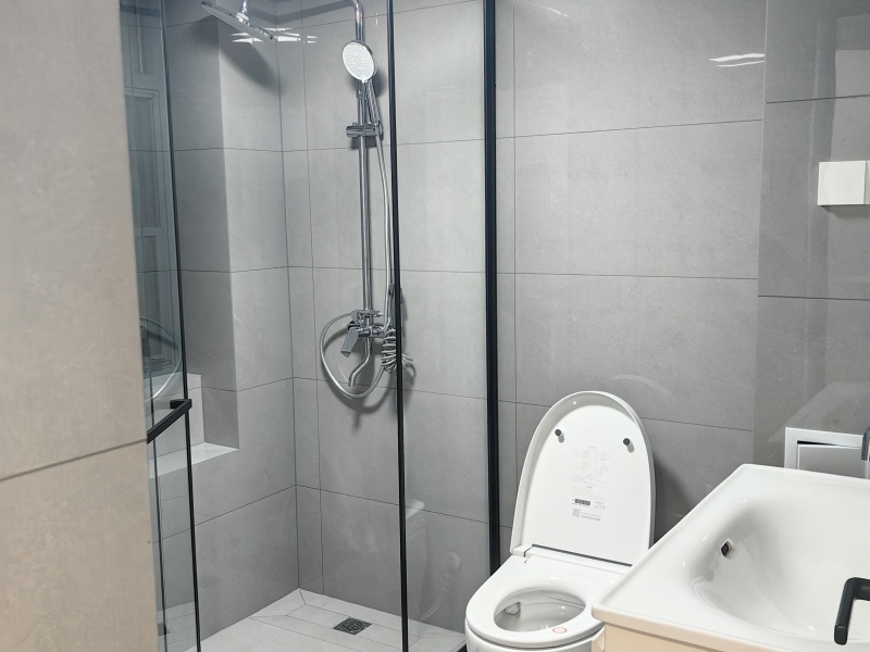 3室2廳2陽臺 時(shí)代風(fēng)華二期衛(wèi)生間