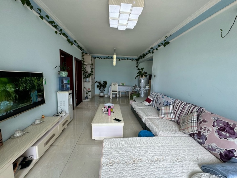 2室2廳2陽臺 新亞洲星辰園客廳