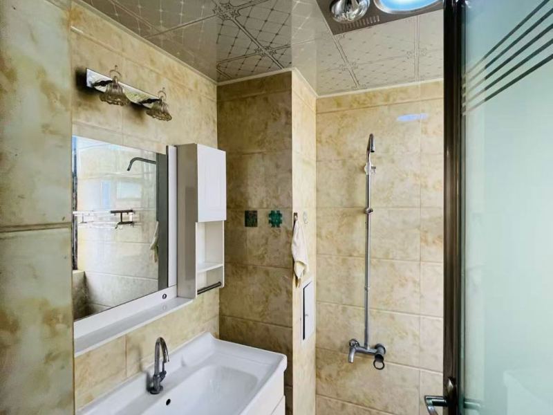 4室2廳2陽臺 金坤尚城祥和里衛(wèi)生間