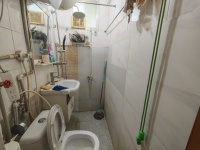 3室2廳 白龍?jiān)沸l(wèi)生間