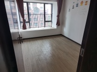 3室2廳2陽臺 潤城第三大道臥室