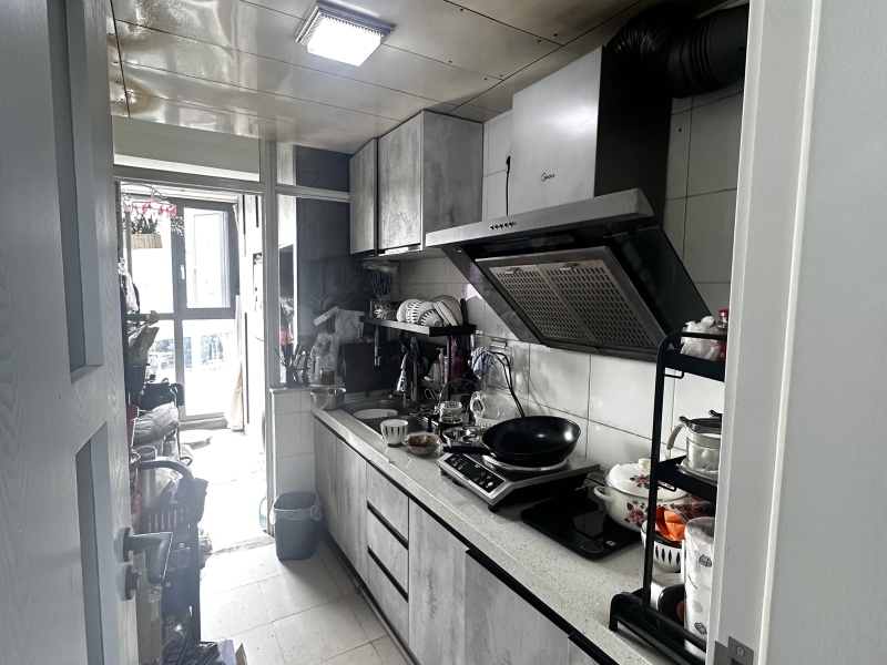 1室1廳1陽(yáng)臺(tái) 葵花公社廚房