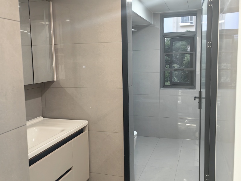 3室2廳2陽臺 時(shí)代風(fēng)華二期衛(wèi)生間