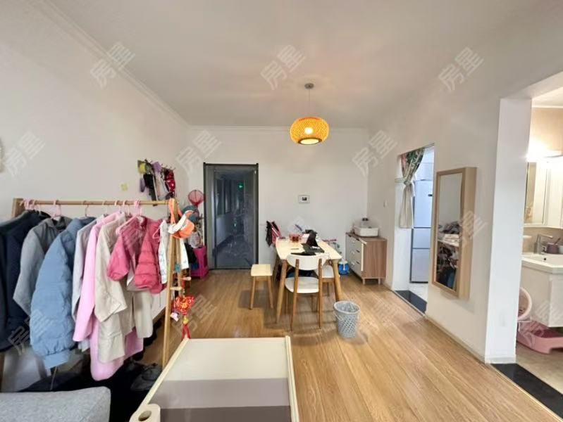 2室2廳1陽臺 金呈北泰花園餐廳